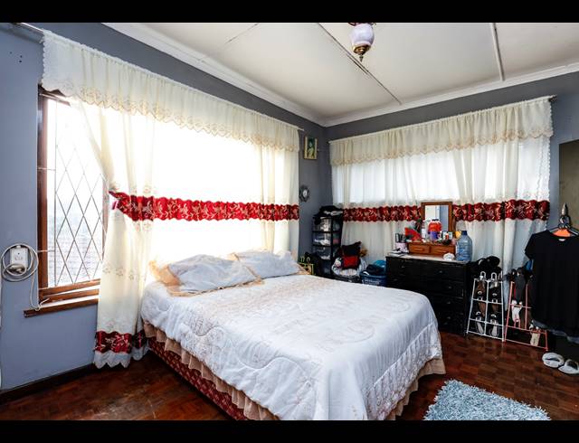 5 BEDROOM FREEHOLD FOR SALE IN PALMIET